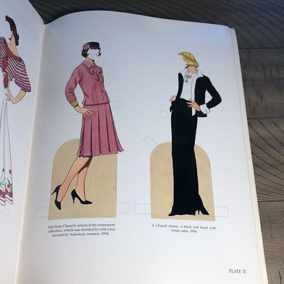 Chanel Fashion Review Paper Dolls in Full Color by Tom Tierney. 1986. Ultra Rare - Picture 10 of 17